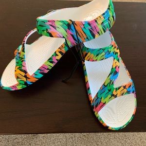 Brand new with tags Dawgs Z loudmouth sandals.